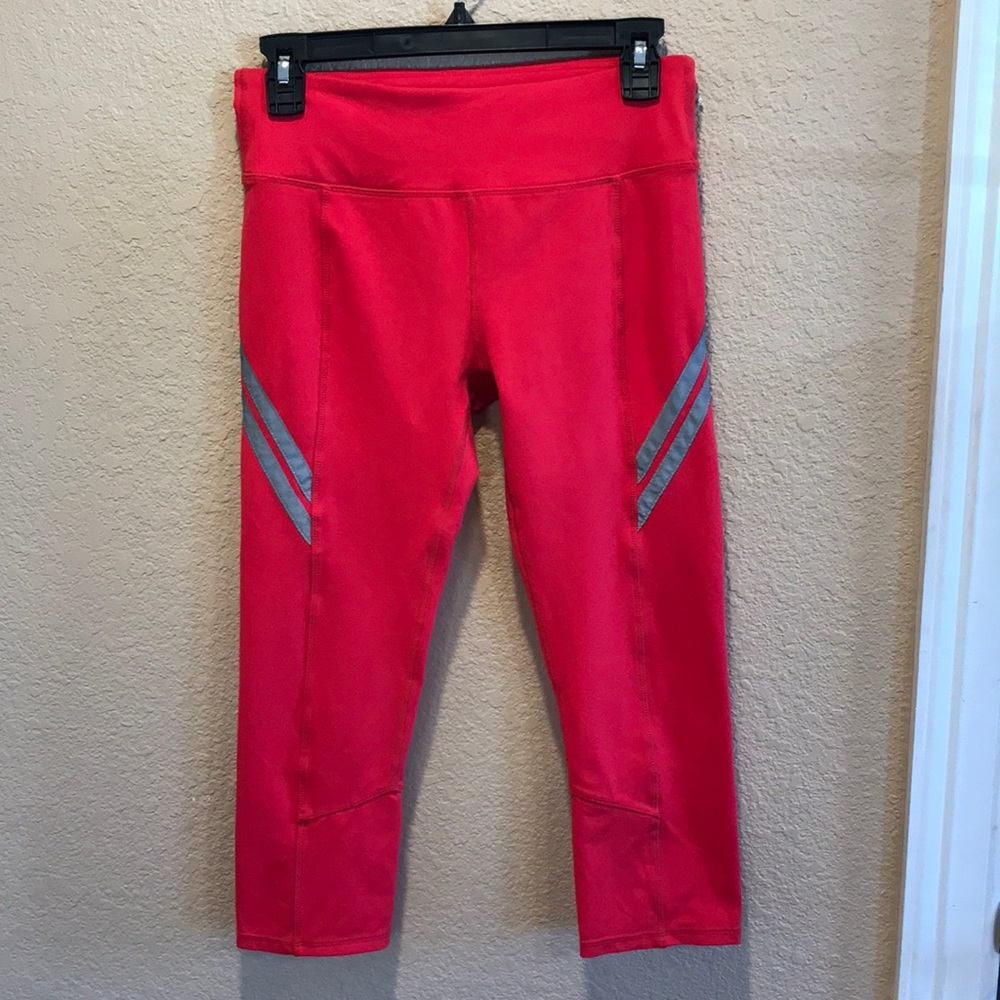 Fabletics Aria Red Reflective Capri Leggings Back… - image 2